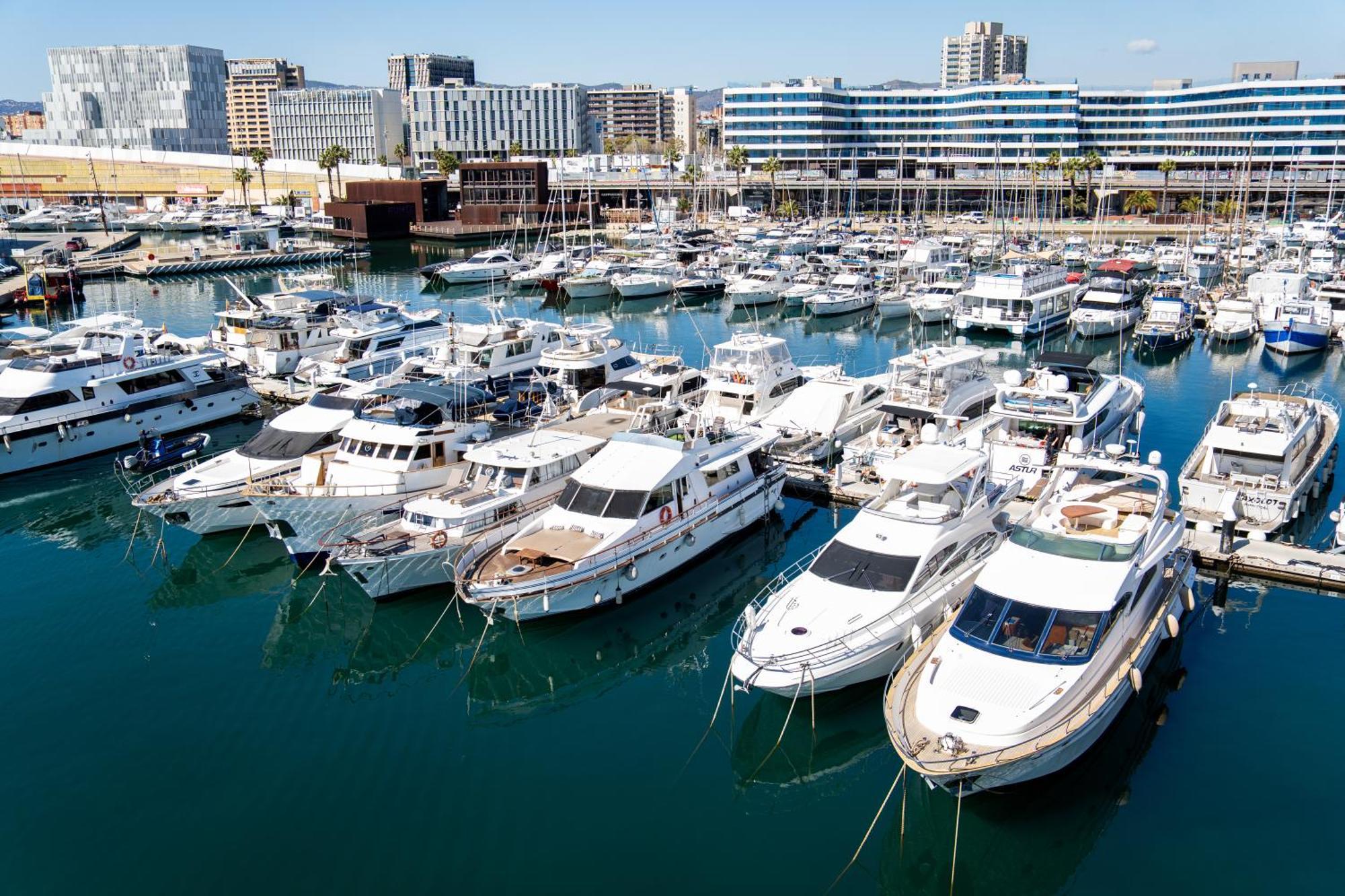 Boat Aloha Otel Sant Adria de Besos Dış mekan fotoğraf